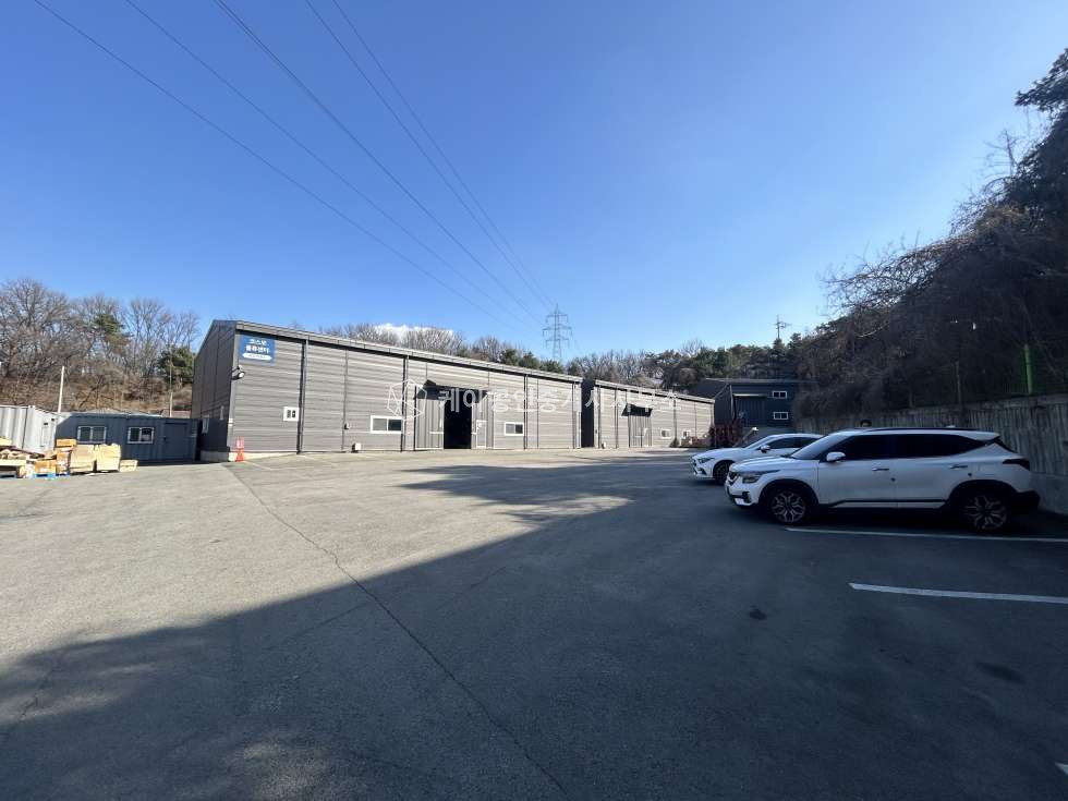 경기 파주시 조리읍 대원리 설문IC인근, 준신축급, 대로변 가시성 탁월한 대형물류창고, 넓은 대형마당, 츄레라가능 매매 매물번호 10638 사진 2