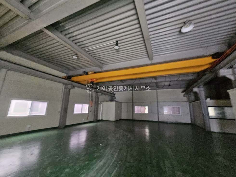 경기 시흥시 금이동 금이동 75평 2종근생 임대, 제조 가능, 호이스트 2.8톤, 내부사무실, 층고 4.8 m 월세 매물번호 12819 사진 7