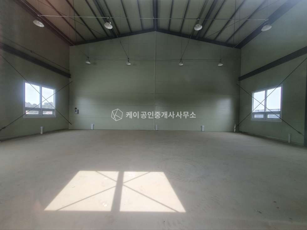 경기 김포시 양촌읍 유현리 2종근생, 통 148평, 드넓은 단독마당, 100kw, 전차량 진입가능 월세 매물번호 12837 사진 2