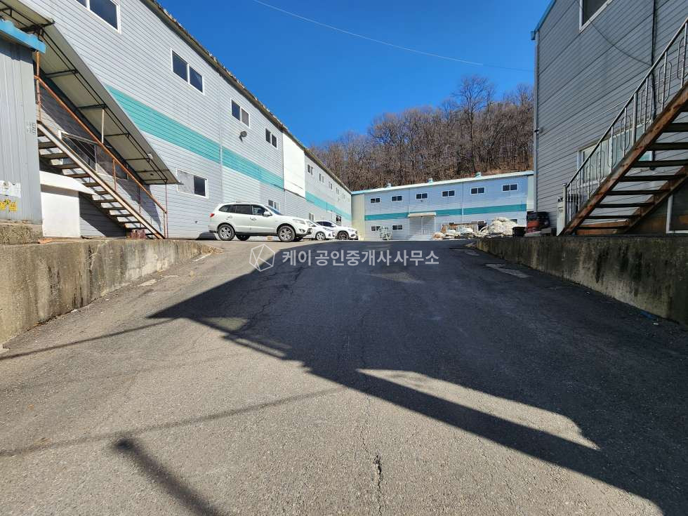 인천 검단구 금곡동 공장 198평, 전기 500kw, 드넓은 공동마당, 주차공간 넉넉 월세 매물번호 12782 사진 5