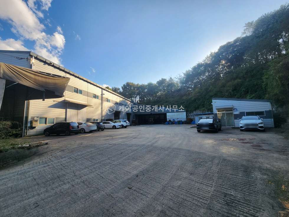 경기 김포시 통진읍 가현리 단독공장, 넓은 마당, 추레라 가능, 호이스트 3기, 민원소지x 매매 매물번호 12567 사진 1