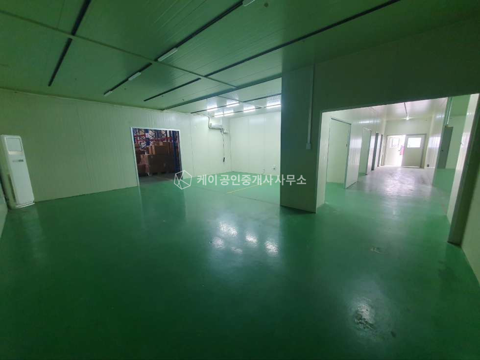 경기 김포시 양촌읍 유현리 나동 공장 240평, 내부 칸막이 철거 가능, 추레라 진입, 대중교통 용이 월세 매물번호 11747 사진 10