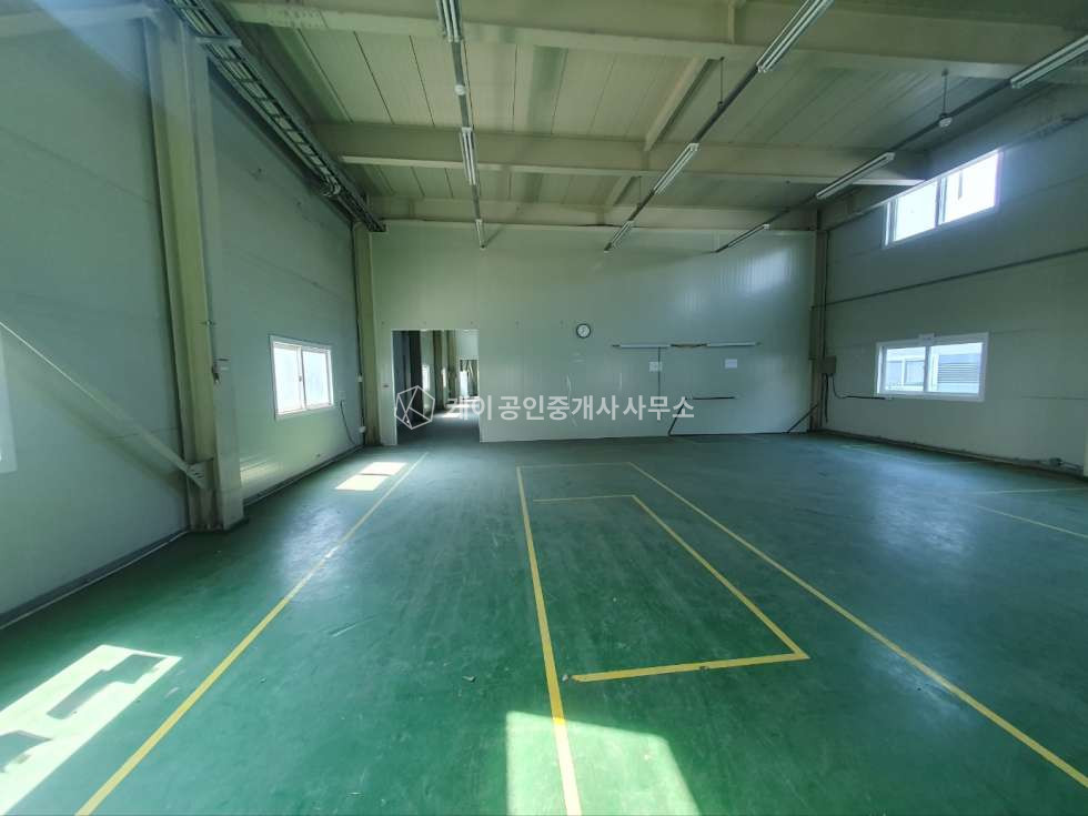 경기 김포시 양촌읍 유현리 다동 공장 178평, 대중교통 가능, 추레라 가능, 기숙사,사무실, 컨디션 굿! 월세 매물번호 11746 사진 5