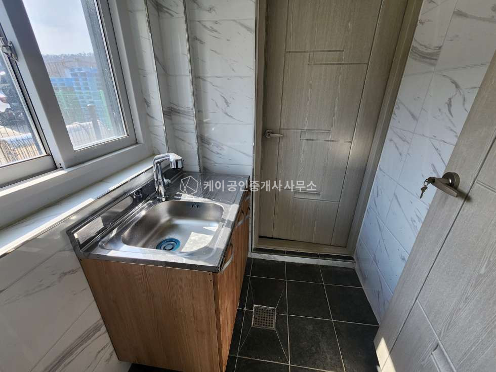경기 김포시 하성면 전류리 2종근생, 상가 통임대, 도로변, 광고 노출 효과 굿! 넉넉한 주차공간 월세 매물번호 12868 사진 5