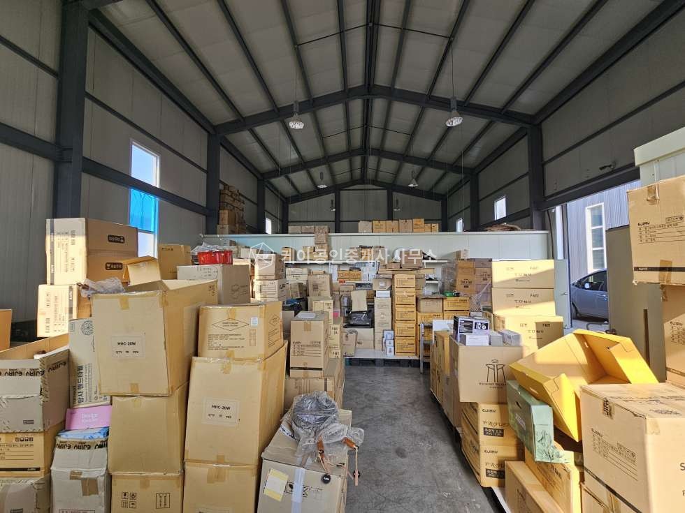 경기 파주시 산남동 산남동 2차선 도로변 75평 임대, 자유로 5분, 대형차 진입가능, 내부 사무실, 2종 제조가능 월세 매물번호 12873 사진 8
