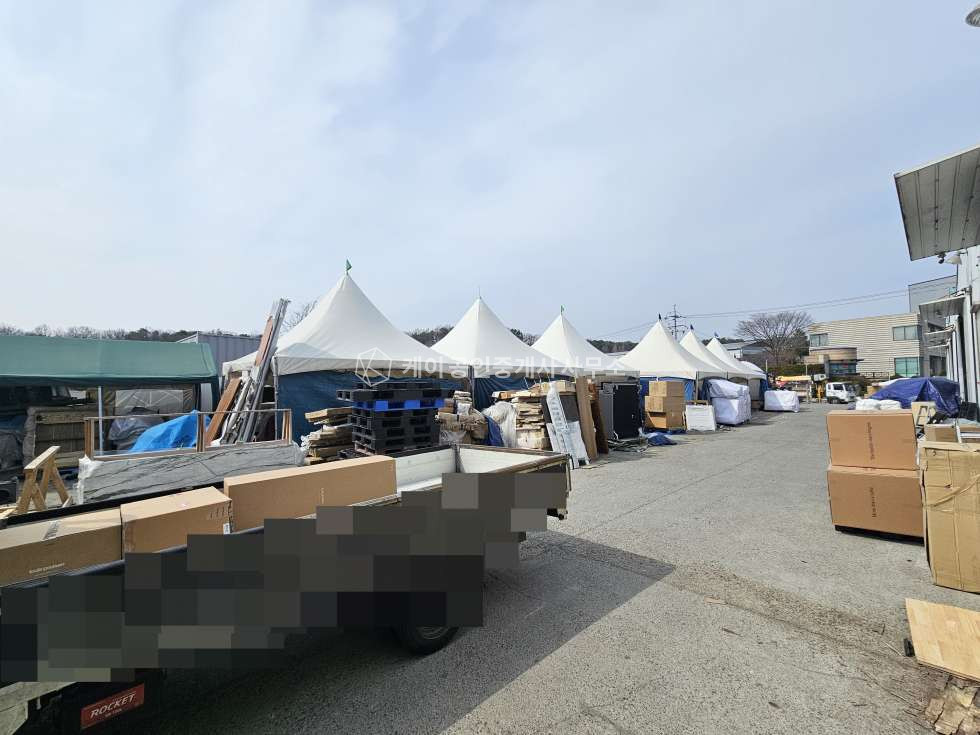 경기 파주시 탄현면 낙하리 낙하리 60평 네개동,호이스트 3기 설치, 추레라 가능, 넓은 단독마당, 가설천막 월세 매물번호 12898 사진 11