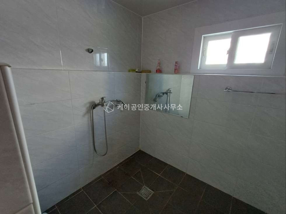 인천 서해구 원창동 B동 북항 인근 임대면적 약 500평, 사무실, 40ft 트레일러 진입 원활. 월세 매물번호 11879 사진 18