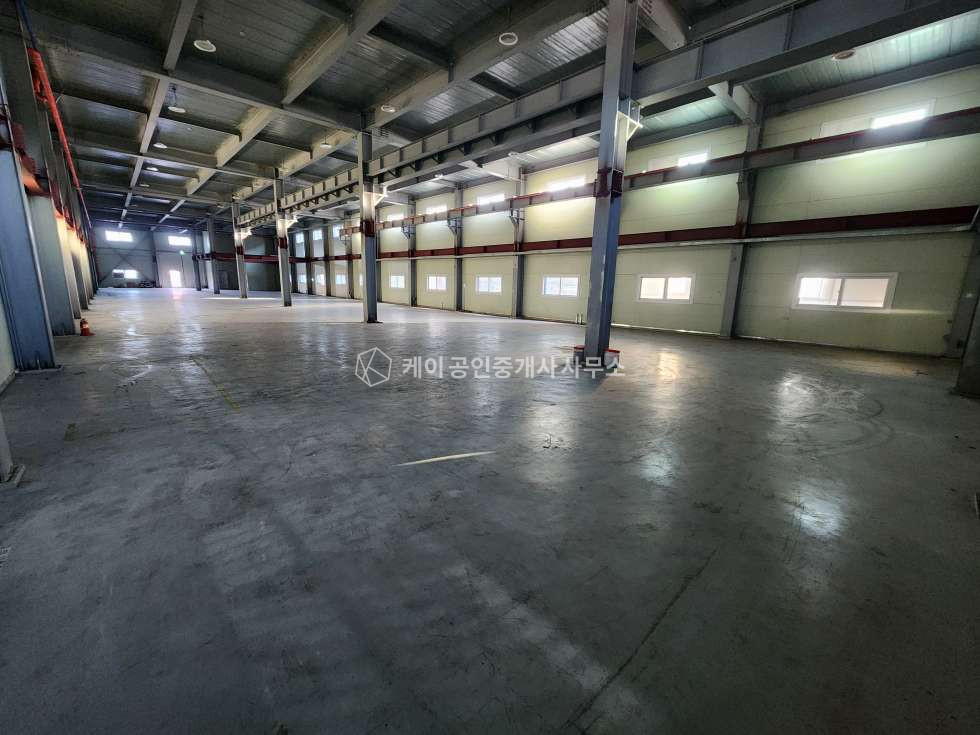 경기 김포시 통진읍 귀전리 공장, 1층 300평+2층 302평, 추레라, 즉시입주, 단기임대 가능 월세 매물번호 12909 사진 2