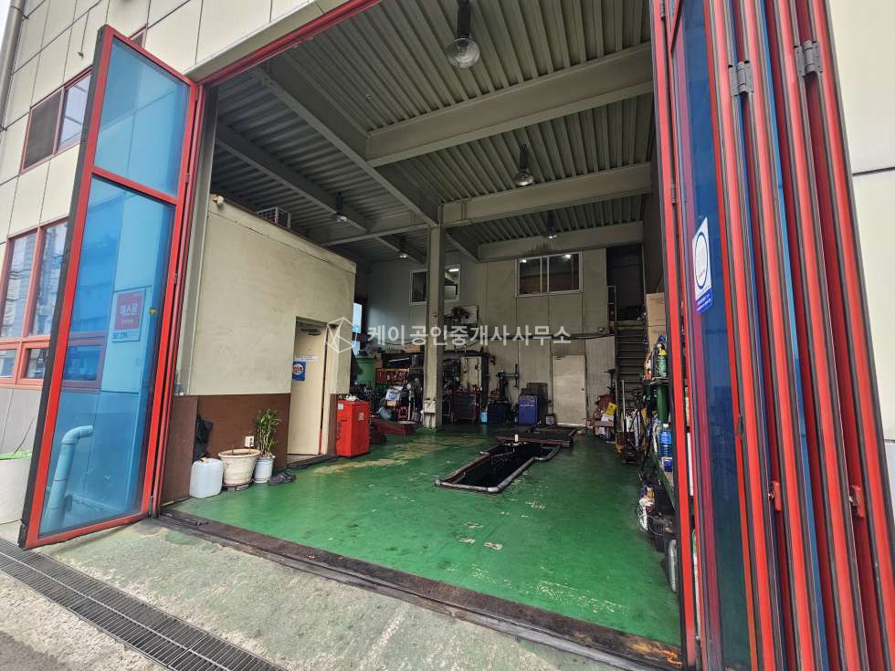 인천 서해구 가좌동 가좌동 자동차공업사 자리 임대, 대로변 1층, 담배권 있음, 층고 5.5 m 월세 매물번호 12919 사진 9