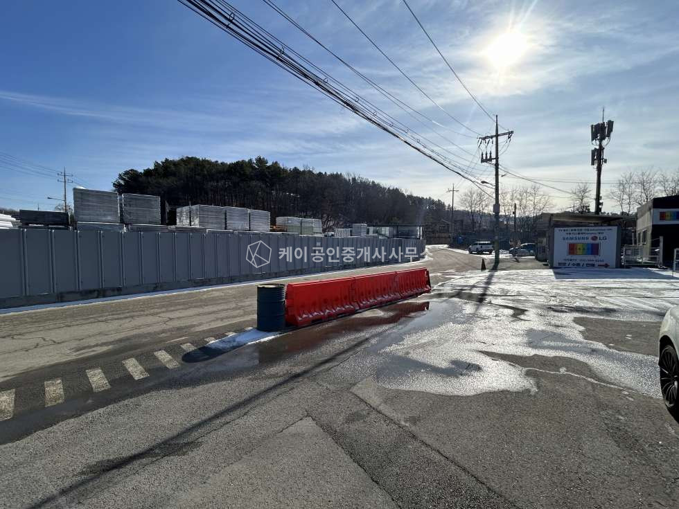경기 파주시 월롱면 도내리 연 250평+연 52평, 층고 10m, 준신축 컨디션 공장 창고, 도로변 바로인접, 40피트 츄레라 가능 월세 매물번호 12939 사진 12