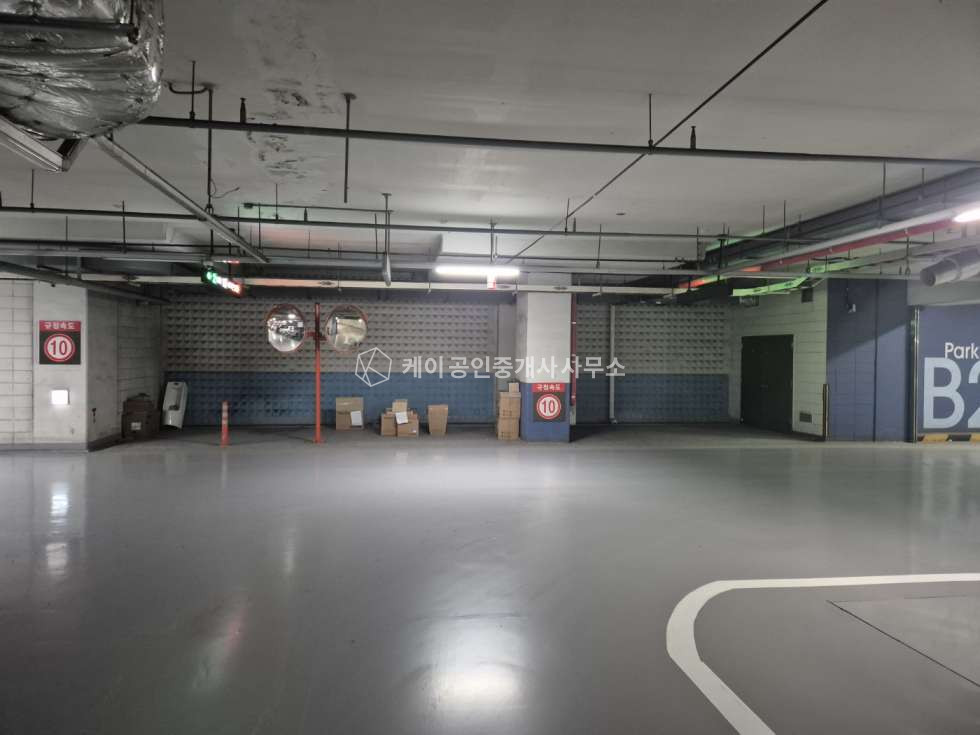 서울 송파구 문정동 B동 송파구 지식산업센터, 상하차 편리한 지하 2층 실평 20평 매매 매매 매물번호 12948 사진 1
