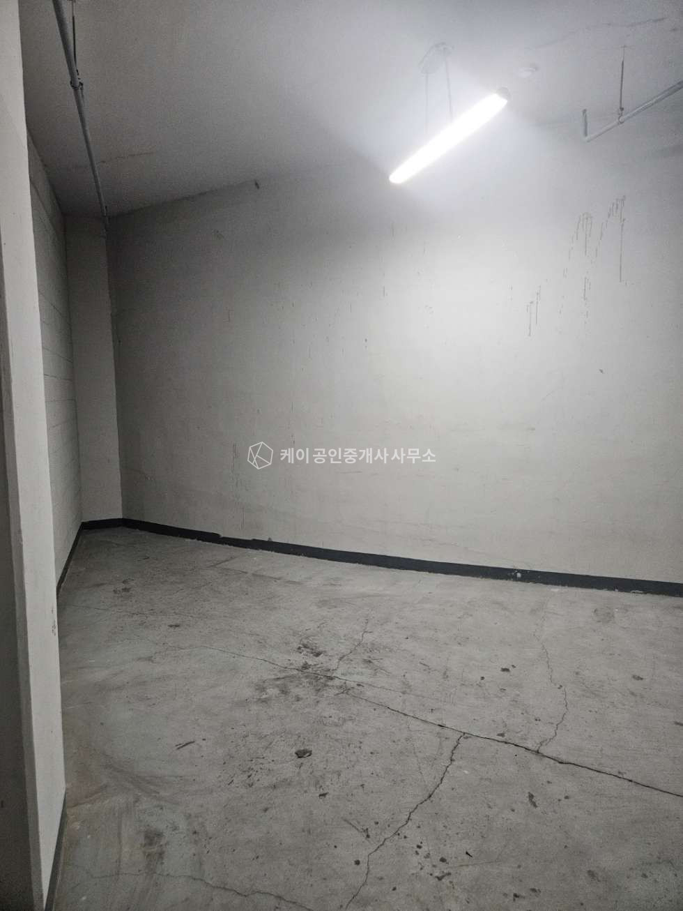 서울 송파구 문정동 B동 송파구 지식산업센터, 상하차 편리한 지하 2층 실평 20평 매매 매매 매물번호 12948 사진 8
