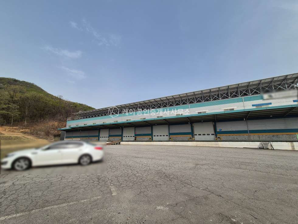 경기 용인처인구 원삼면 좌항리 약 400평, 2종근생,소매점, 층고11.3m, 대형단독마당, 도로변접,40ft추레라,양지IC 월세 매물번호 12993 사진 4
