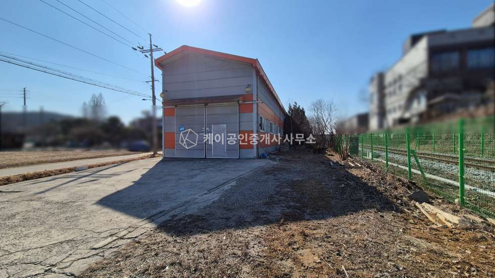 경기 고양덕양구 원당동 나동 덕양구 60평 창고, 내부사무실, 화장실, 3호선 원당역7분거리,단독마당,대형차량 진입가능 월세 매물번호 11599 사진 6