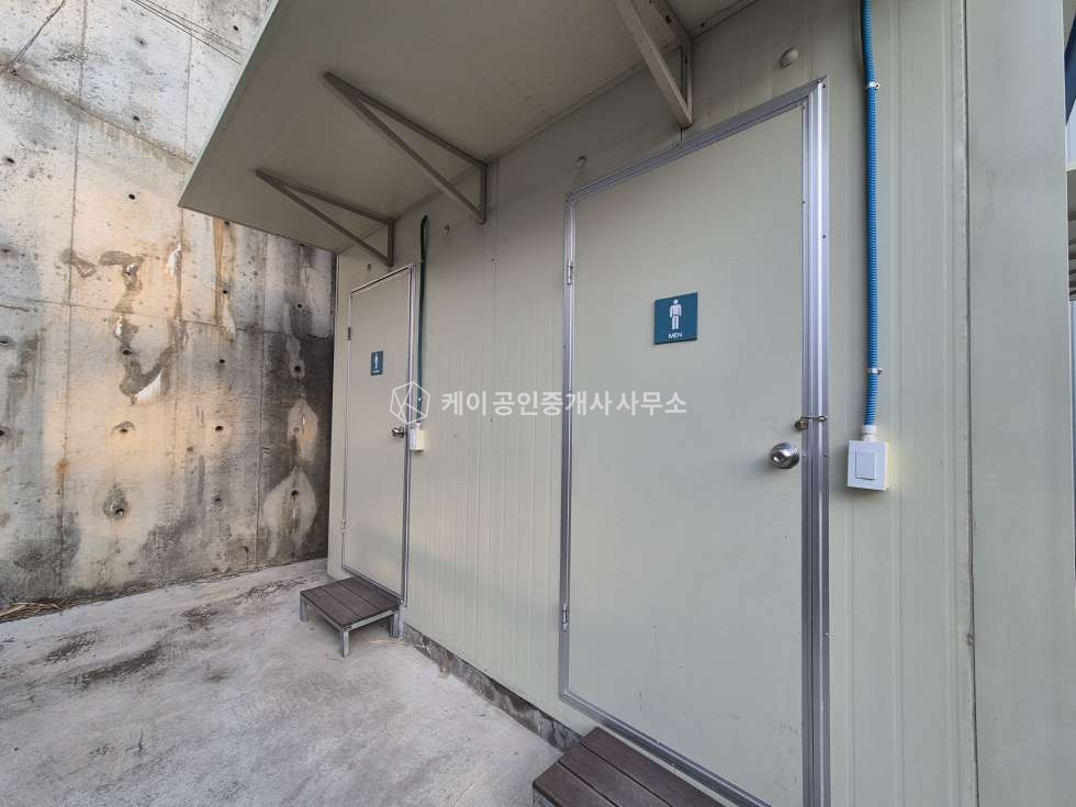 경기 고양덕양구 내유동 100평,8m층고, ,넓은공동마당,대형차량진입가능,통일로3분,사리현IC 10분 월세 매물번호 11766 사진 4