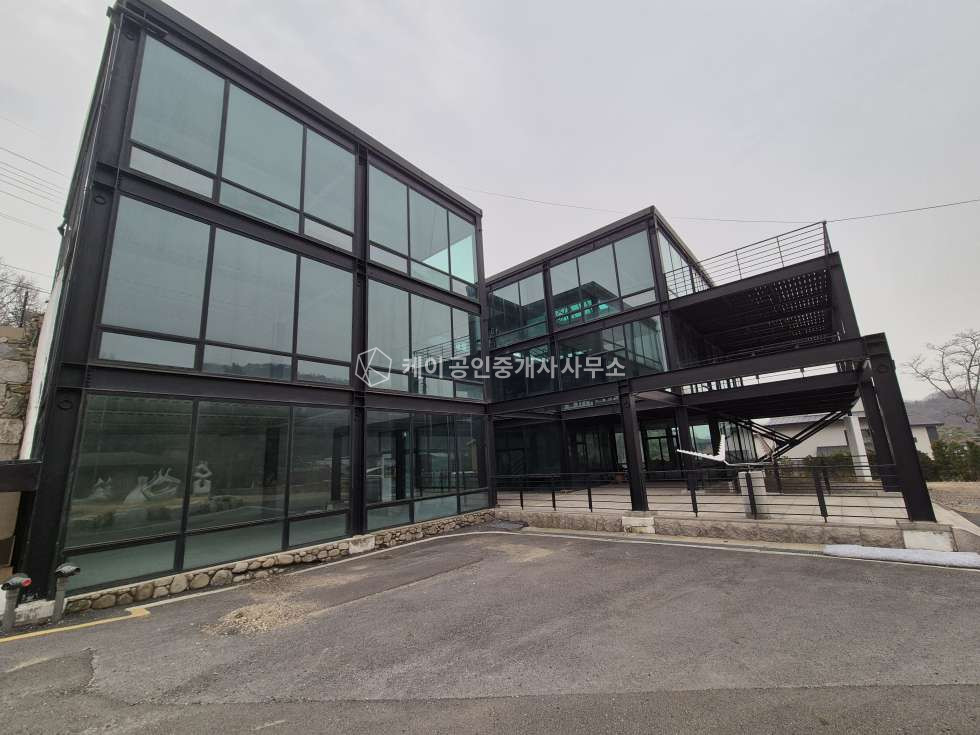 경기 고양덕양구 벽제동 400평 사옥형,호국로도로접, 장흥역3분, 송추IC8분,홍보효과최고자리 월세 매물번호 11822 사진 1