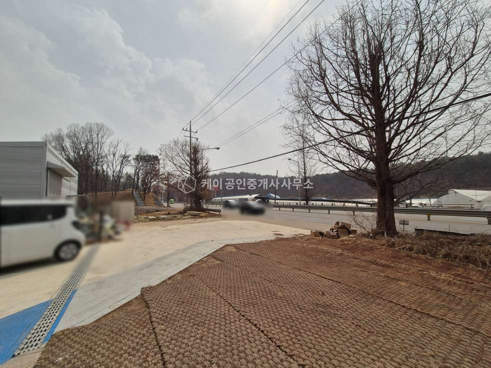 경기 고양덕양구 성사동 신축 69평(1층 57평+2층 12평),4차선접, 양방향진입,주차공간넉넉단독마당, 성사ic2분, 3호선 원당역 3분,카페식당추천 월세 매물번호 12090 사진 4