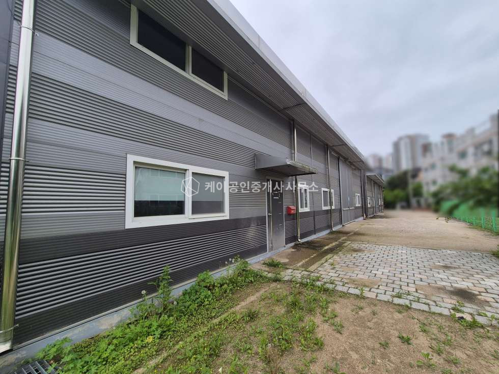 경기 고양덕양구 삼송동 역세권 65평창고, 3톤이하차량 진입가능, 사무공간분리,삼송역도보8분, 월세 매물번호 12101 사진 1