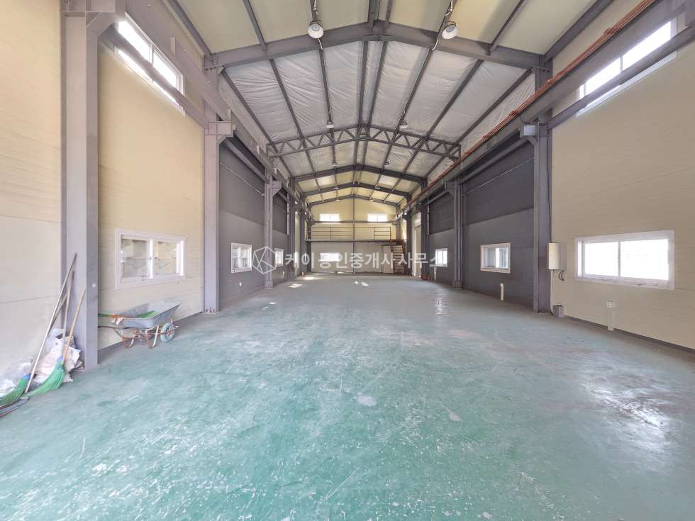 경기 김포시 양촌읍 유현리 가동 사통팔달 교통의 요지, 공장창고 밀집지역, 호이스트, 전용 약55평에 가설약35평 합90평 월세 매물번호 12906 사진 2