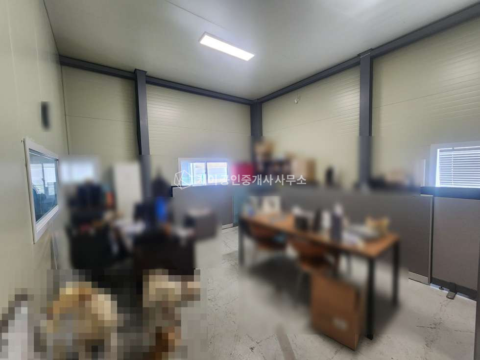 경기 파주시 조리읍 능안리 설문ic 5분, 관리 잘 된 깨끗한 준신축 창고, 약 200평 근생창고, 넓은 단독마당, 내부 사무실, 내부 남녀화장실, 월세 매물번호 12075 사진 10