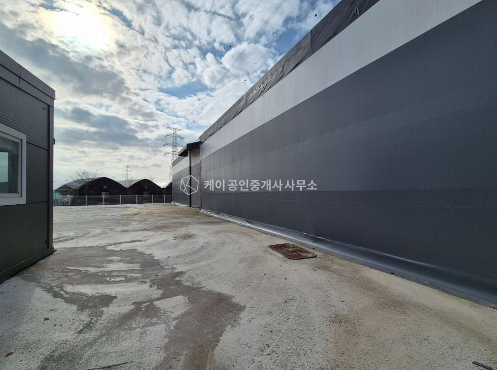 경기 고양덕양구 동산동 578평 대지+가설160평+사무동, 전차량진입가능, 성사IC, 원흥역인근 월세 매물번호 12611 사진 2