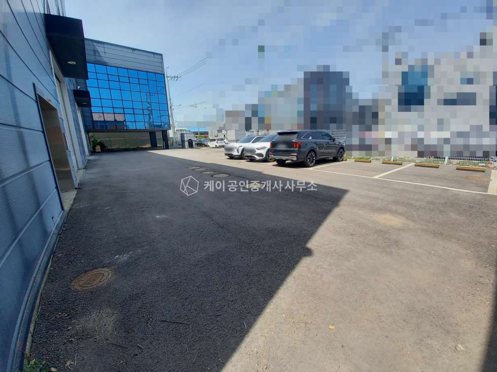 인천 서해구 원창동 북항 초입 관리 잘된 단독공장, 연 700평, 내부사무실, 대형차량 진입가능 월세 매물번호 12998 사진 25