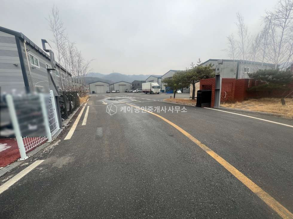 경기 고양덕양구 내유동 3동 내유동 95평, 40피트 트레일러 진입,회차 가능, 넓은 공동마당 월세 매물번호 10541 사진 8