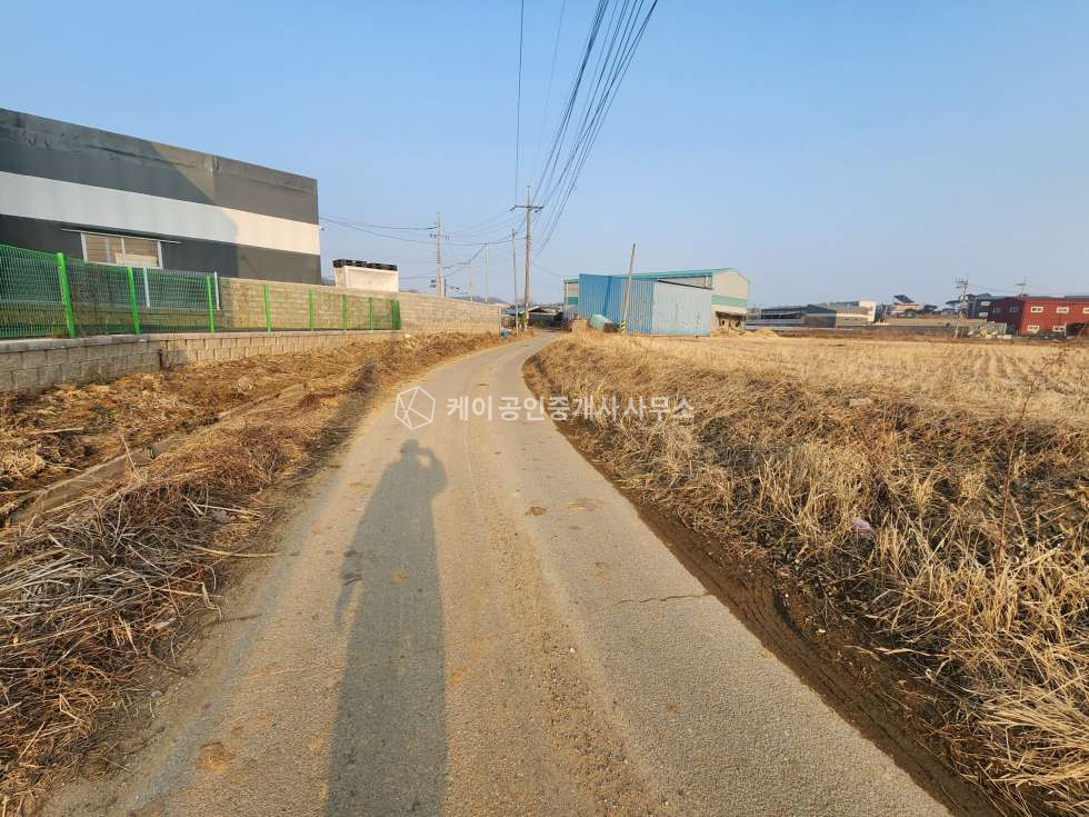 경기 김포시 통진읍 귀전리 신축 60평 2종제조, 층고8.5m, 단독마당, 내부화장실, 11톤윙바디, 통진IC 월세 매물번호 13028 사진 5