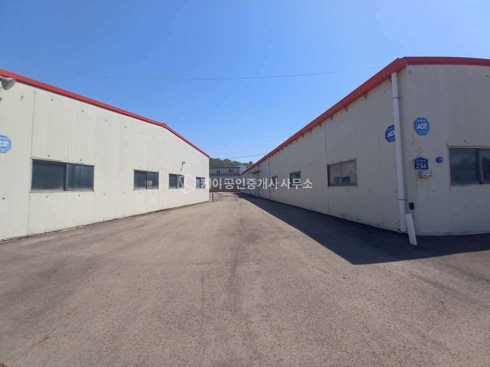 경기 김포시 감정동 450평공장, 고전력200kw, 화장실, 대형단독마당, 40ft추레라, 대형차 매매 매물번호 13030 사진 3