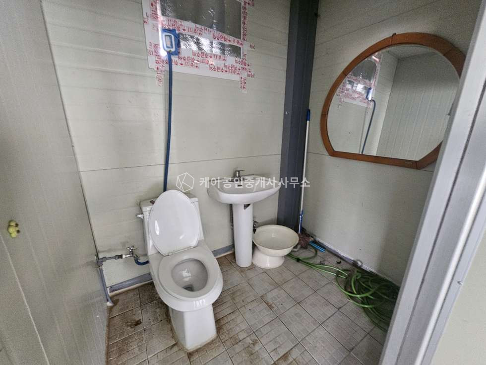 경기 고양일산서구 덕이동 덕이동 단독창고, 마당 넓음, 대지 302평, 건물 60평, 5톤차량 진입가능 월세 매물번호 13032 사진 4