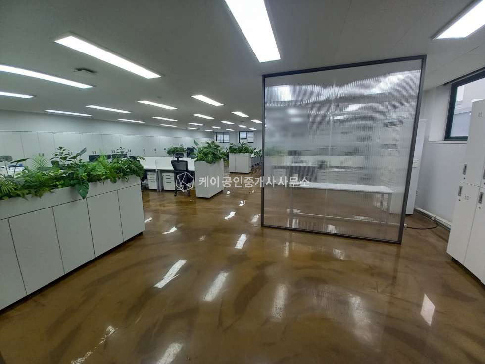 경기 안산상록구 사사동 사옥형공장, 창고 234평, 인테리어 사무실 150평, 물류업종 가능 월세 매물번호 13038 사진 12