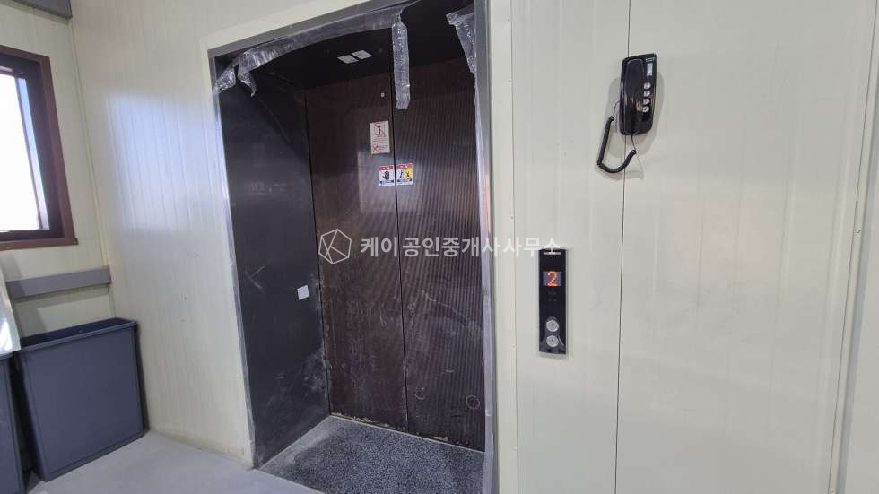 경기 고양일산동구 백석동 나동 신축 약190평 사옥형 공장,높은층고, 화물EV,신평IC 2분,서울접근성좋음 월세 매물번호 11557 사진 5