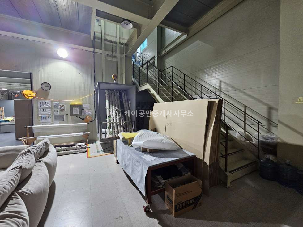 경기 파주시 조리읍 능안리 조리읍 2차선 도로 접, 설문IC 7분거리, 공장 매매, 추레라 진입가능, 넓은마당, 전시장, 물류 다용도 활용가능 매매 매물번호 13053 사진 15