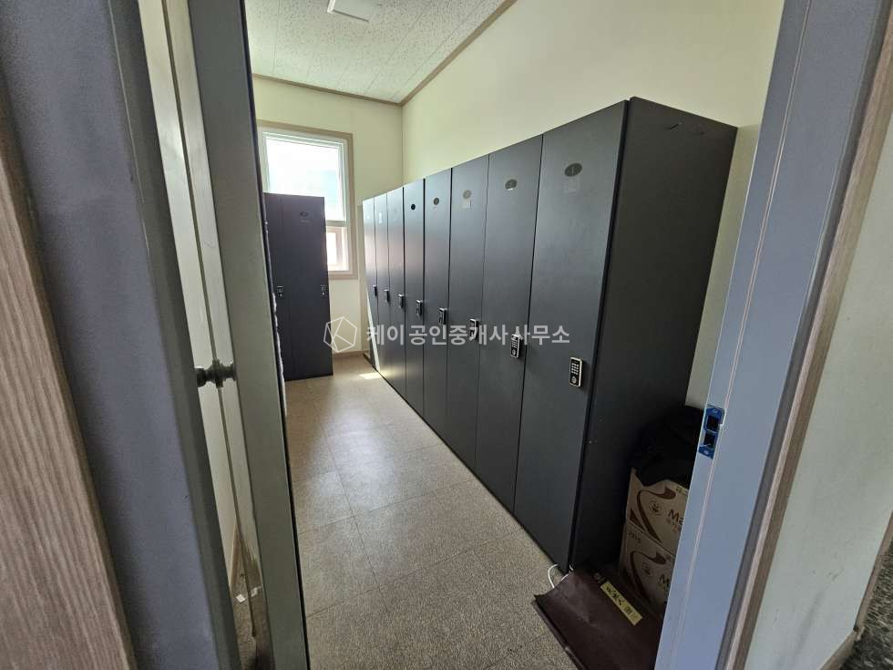 경기 파주시 조리읍 능안리 조리읍 2차선 도로 접, 설문IC 7분거리, 공장 매매, 추레라 진입가능, 넓은마당, 전시장, 물류 다용도 활용가능 매매 매물번호 13053 사진 22