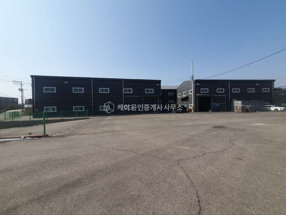경기 김포시 대곶면 석정리 90평x2개동, 드넓은 공동마당, 추레라 회차가능, 물류업종 추천 월세 매물번호 10294 사진 1