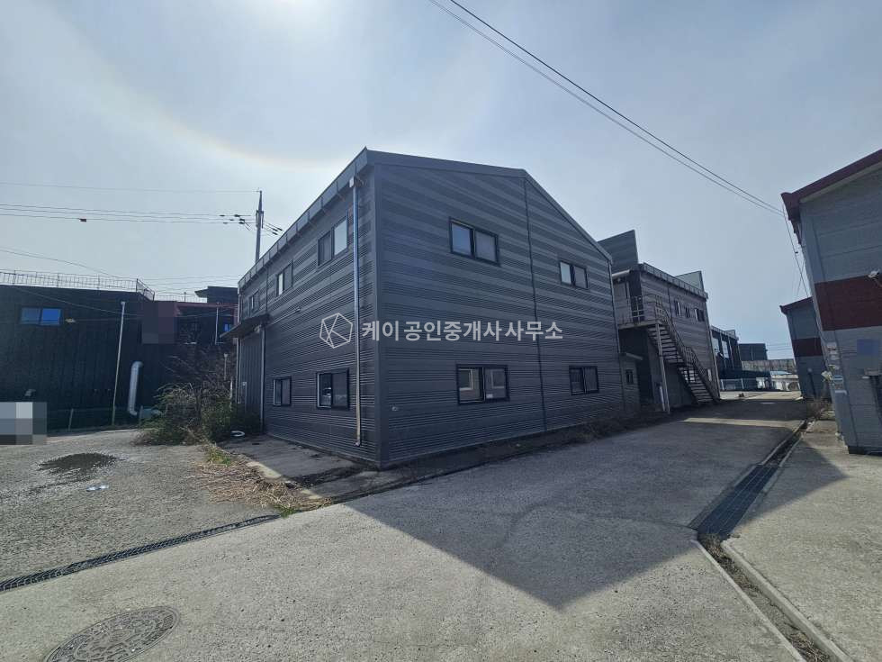 경기 파주시 동패동 삽다리IC 3분, GTX 운정역 5분거리 , 제조가능, 물류, 복합사무창고 등 다용도 활용가능 매매 매물번호 13073 사진 4