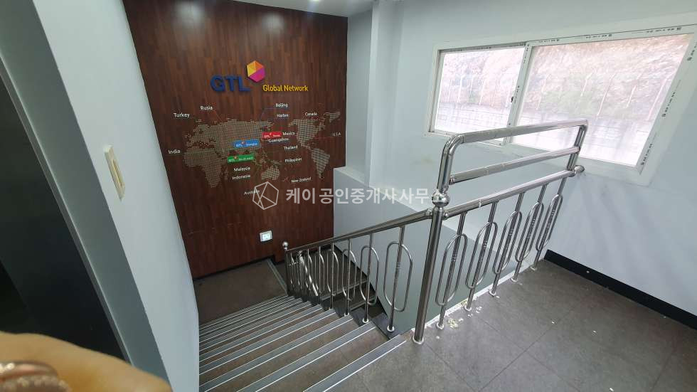 경기 파주시 탄현면 금산리 1,2동 공장, 창고, 자유로 낙하IC 인접, 탄현 헤이리 주변, 광활한 단독 마당, 약 400평 공장 창고 월세 매물번호 12930 사진 14