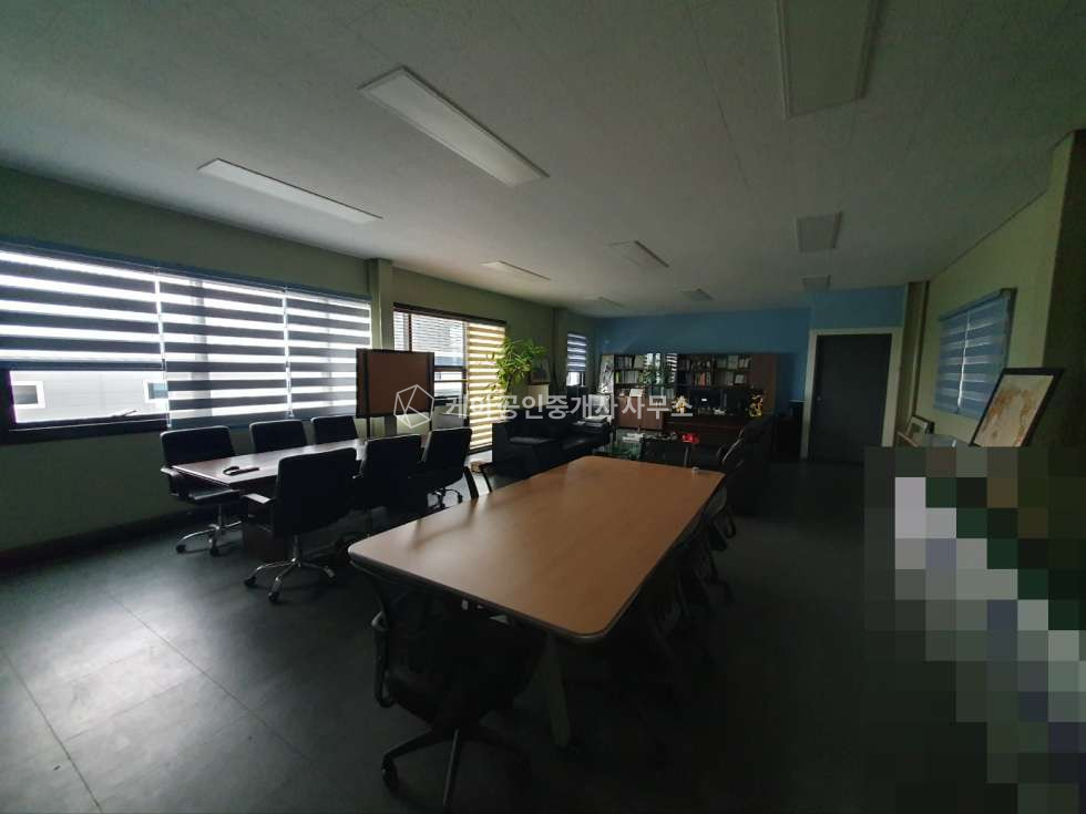 경기 김포시 양촌읍 학운리 학운6산단내 단독공장, 내부사무실, 호이스트 협의, 전차량 진입가능 월세 매물번호 12079 사진 5