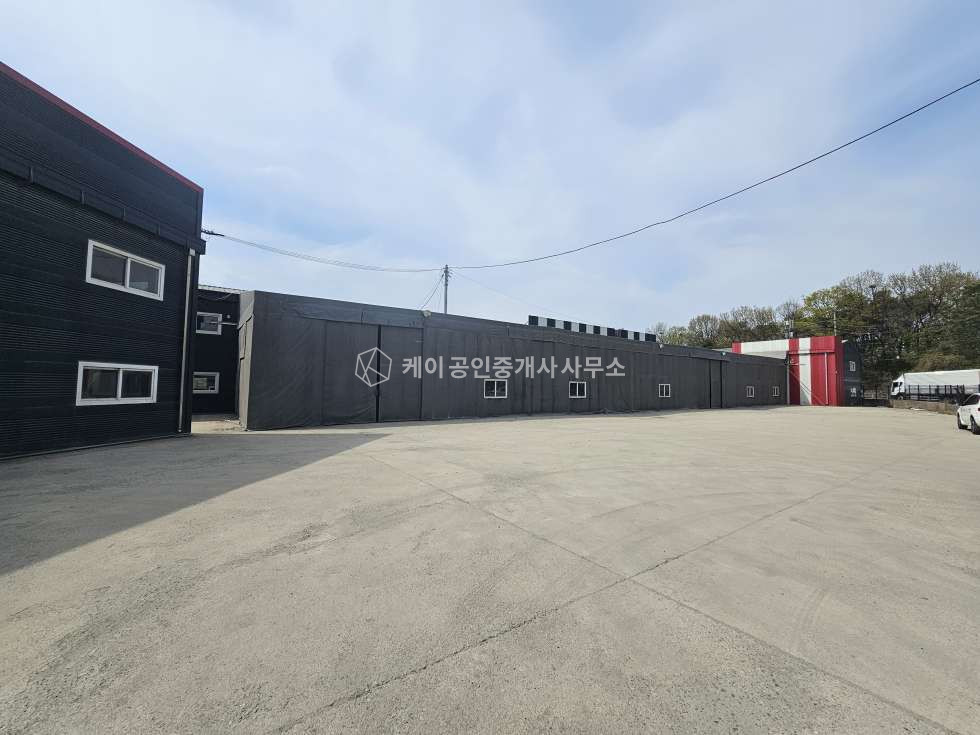 경기 고양일산동구 식사동 식사동 240평 창고+가설150평 사용가능, 2차선 대로변, 층고 8.4m, 즉시입주가능 월세 매물번호 10022 사진 1