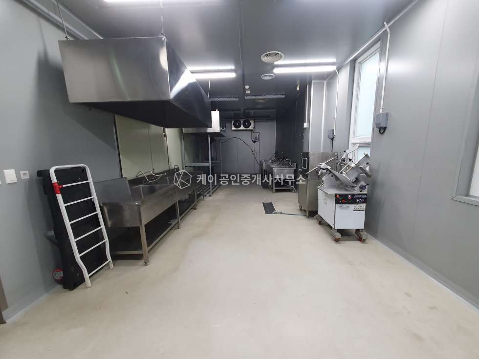 경기 김포시 양촌읍 학운리 1동 사옥형 육가공 식품공장, 해썹인증,도크o, 냉동,냉장등 시설 완비 매매 매물번호 11959 사진 7