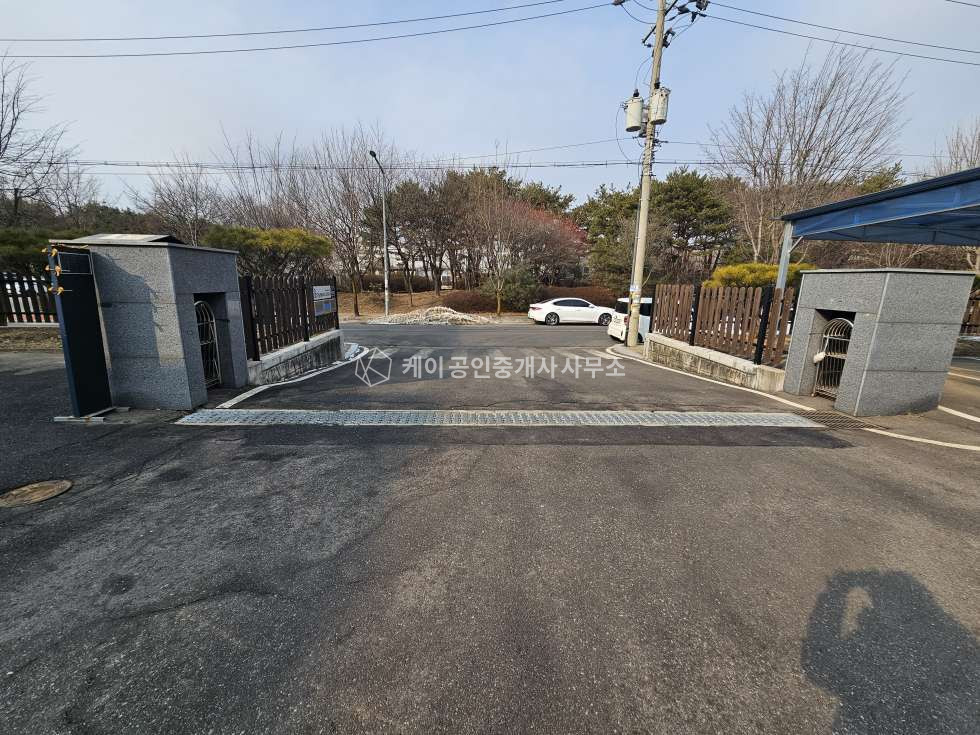 경기 파주시 조리읍 오산리 250평,180평 두동임대, 물류창고 추천, 신축급, 대형마당, 츄레라가능, 높은층고, 내부사무실 월세 매물번호 12692 사진 13
