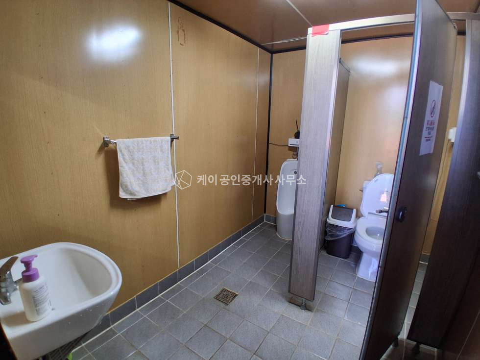 경기 김포시 양촌읍 구래리 테니스 야외코트 2면+실내 1면, 샤워실,휴게실,캠핑존,바베큐시설,클럽룸 완비 월세 매물번호 13123 사진 16