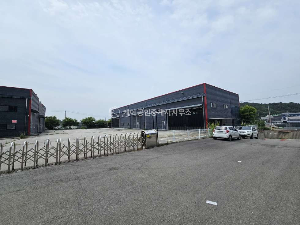 경기 파주시 탄현면 문지리 탄현면 대지 1,218평 연 457평 공장, 하수직관 식품공장 가능, 대형단독마당, 추레라출입가능 매매 매물번호 13137 사진 2