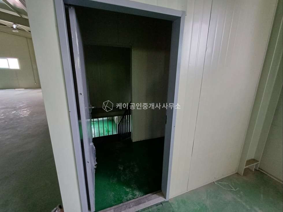 인천 검단구 오류동 2동 식품제조공장, 연면적 316평(1, 2층 158평), 화물리프트, 대형차 진입 가능, 트렌치 설치 월세 매물번호 12216 사진 14