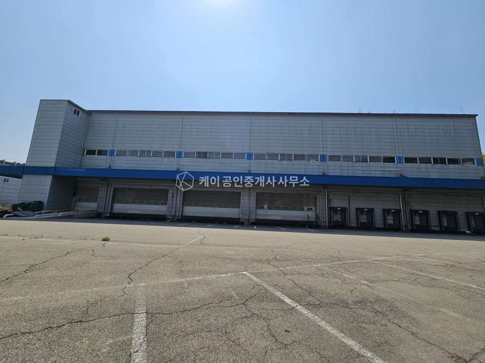 경기 고양일산동구 문봉동 고양시 대형 물류창고, 냉장, 냉동시설, 렉시설완비, 추레라 진입가능 월세 매물번호 13159 사진 4