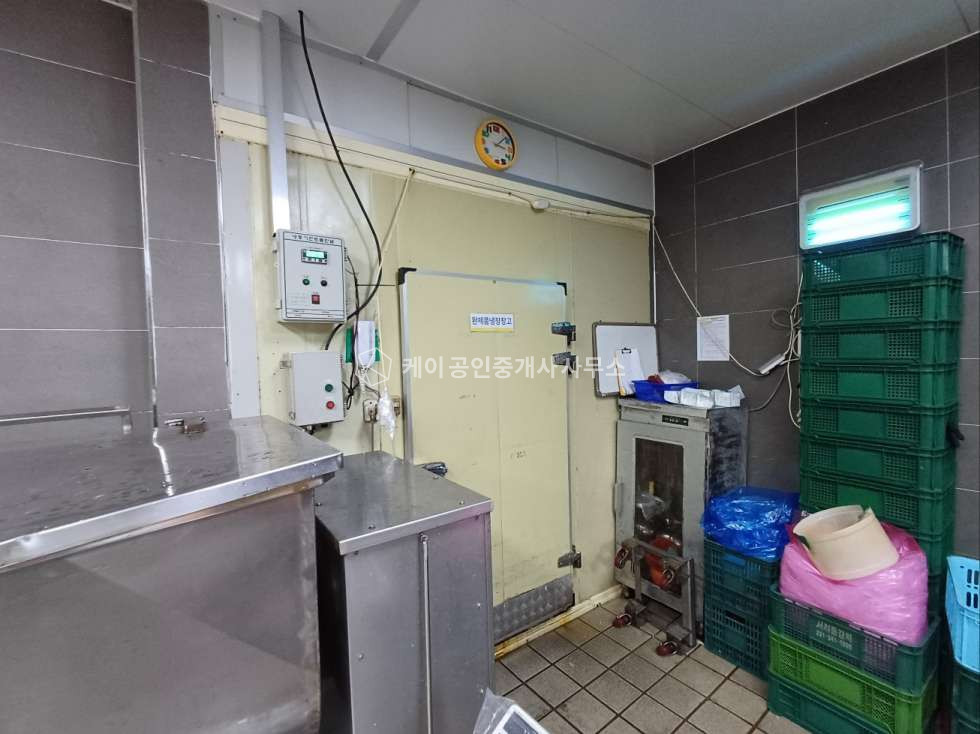 인천 서해구 석남동 1동 해썹 인증 공장, 대지 196p, 연면적 268p, 냉장시설 설치, 봉수대로 인근, 식품, 화장품 공장 매매 매물번호 12189 사진 7
