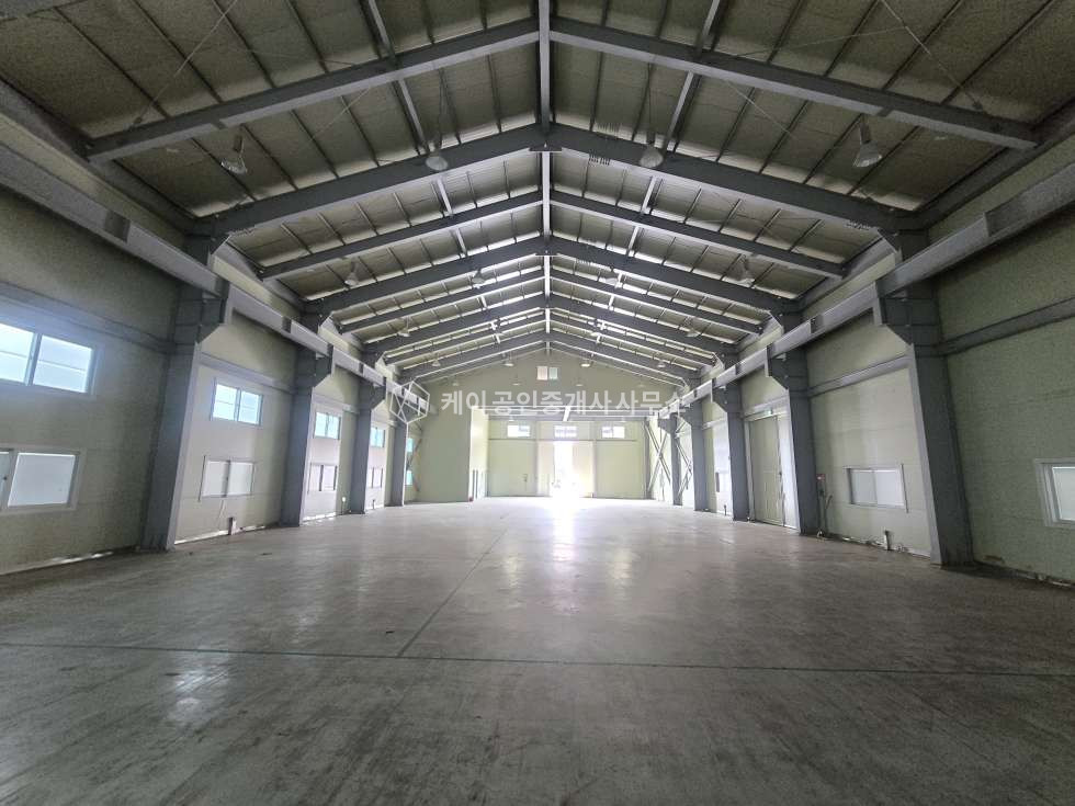 인천 서해구 원창동 제1,제2동 인천 북항 공장, 사무실, 사옥, 높은층고, 약200평이상 월세 매물번호 12997 사진 2