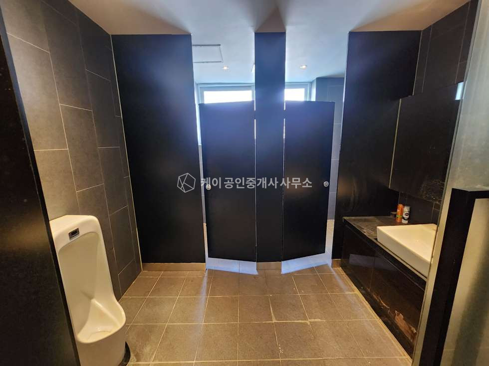 인천 검단구 오류동 공장, 건 310평, 사무실 추가임대가능, 호이스트, 고전력, 높은 층고 월세 매물번호 12945 사진 9