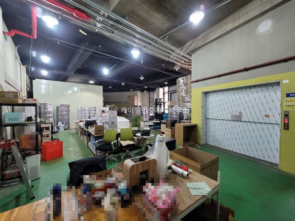 경기 파주시 신촌동 C동 파주 문발ic 3분, 연249평 공장 (1, 2층 각 124평씩 ), 하수직관, 상수도 사용, 화물EV, 고전력, 내부사무실 월세 매물번호 11000 사진 14