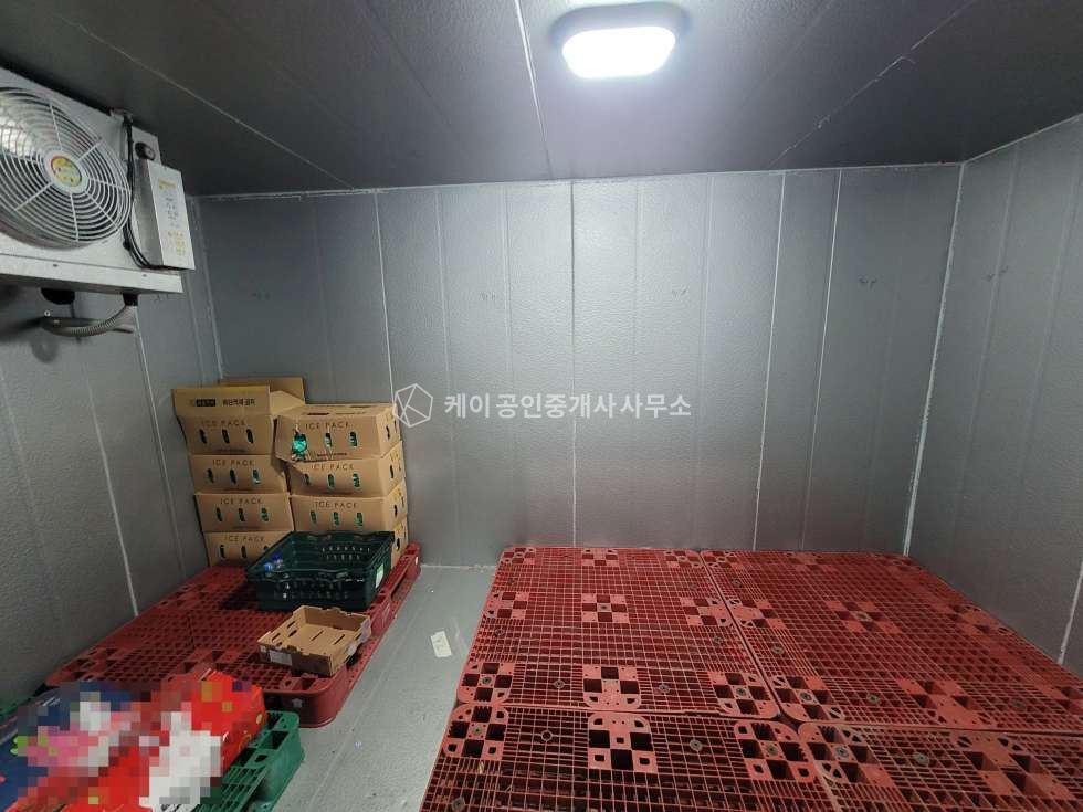 경기 파주시 신촌동 C동 파주 문발ic 3분, 연249평 공장 (1, 2층 각 124평씩 ), 하수직관, 상수도 사용, 화물EV, 고전력, 내부사무실 월세 매물번호 11000 사진 16